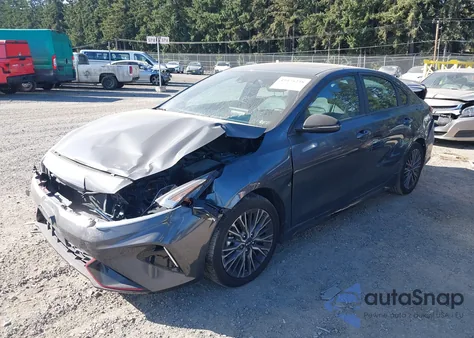 2024 Kia Forte Gt-Line z USA, uszkodzony, nr VIN 3KPF54AD7RE711686